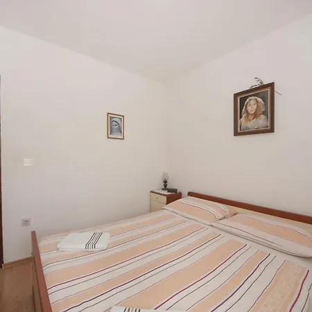 Mira * Splitska